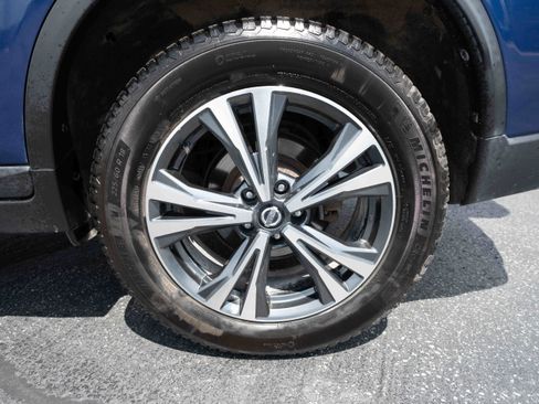 Used 2018 Nissan Rogue SL AWD/4WD image 30