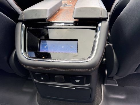 Used 2022 Lincoln Navigator L Black Label image 26