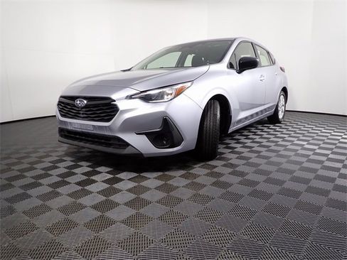 Used 2024 Subaru Impreza 2.0i image 7