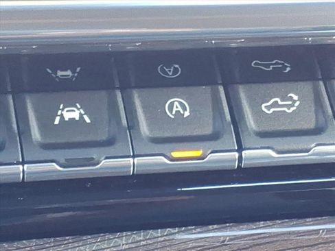 Used 2024 Chevrolet Silverado 1500 LT image 30