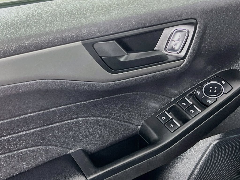 Certified 2025 Ford Escape Active AWD/4WD image 19