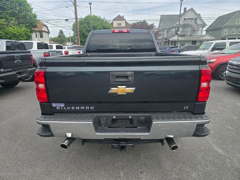 Used 2018 Chevrolet Silverado 1500 LT AWD/4WD image 17