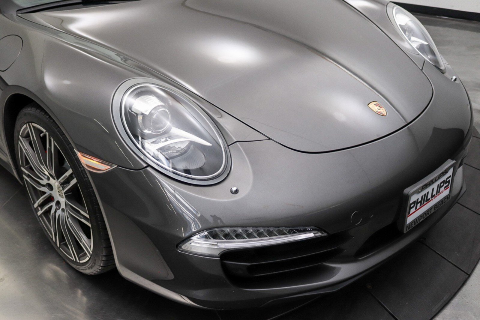 Used 2015 Porsche 911 Carrera 4S AWD/4WD image 18