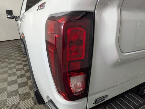 New 2026 GMC Sierra 2500 SLE w/ SLE Value Package; AWD/4WD image 12