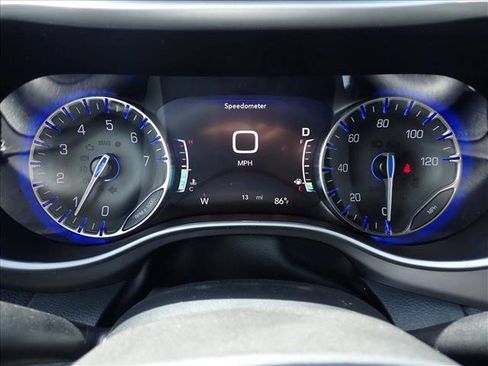 New 2027 Chrysler Pacifica Select FWD image 26