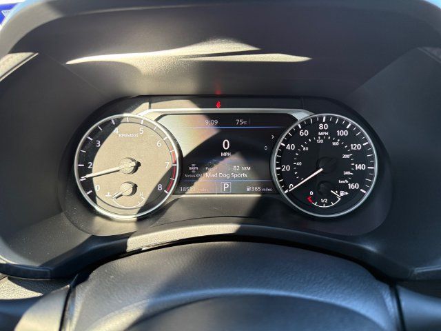 Used 2024 Nissan Sentra SR FWD image 11