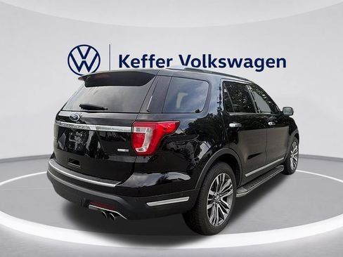 Used 2019 Ford Explorer Platinum AWD/4WD image 5