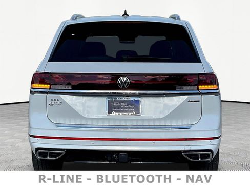 Used 2024 Volkswagen Atlas SEL Premium R-Line AWD/4WD image 5