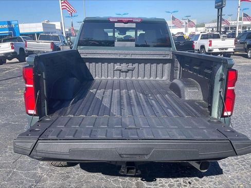 New 2026 Chevrolet Silverado 2500 ZR2 w/ LPO, Dark Essentials Package AWD/4WD image 5