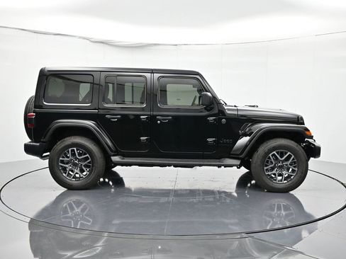 New 2025 Jeep Wrangler Unlimited Sahara image 4