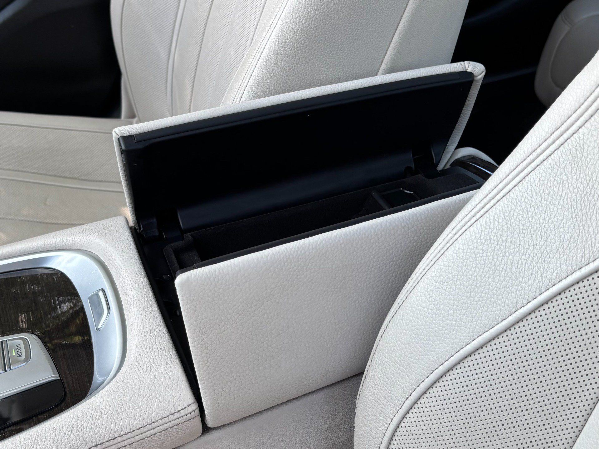 Used 2021 BMW 740i RWD image 27