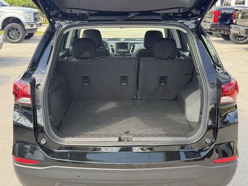 Used 2023 Chevrolet Equinox LS w/ Driver Confidence II Package FWD image 11