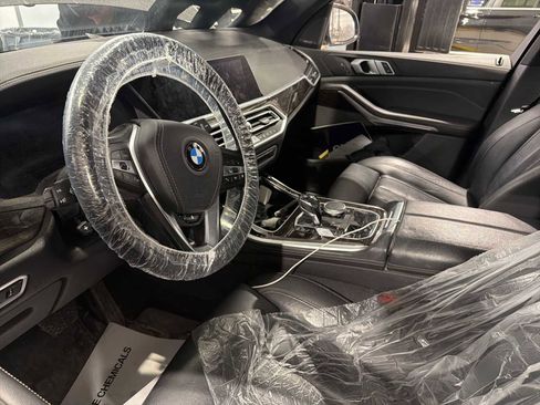 Used 2019 BMW X5 xDrive50i w/ Premium Package 2 AWD/4WD image 5