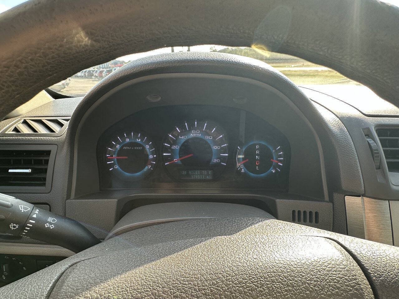 Used 2012 Ford Fusion SE FWD image 14