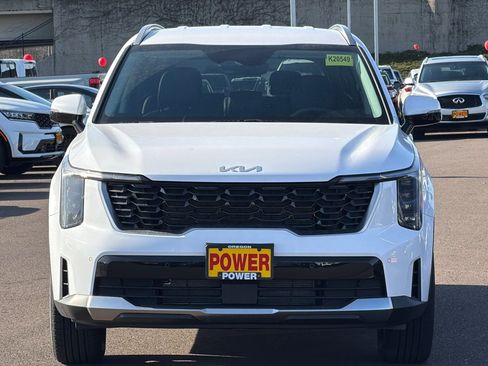 New 2026 Kia Sorento S image 3