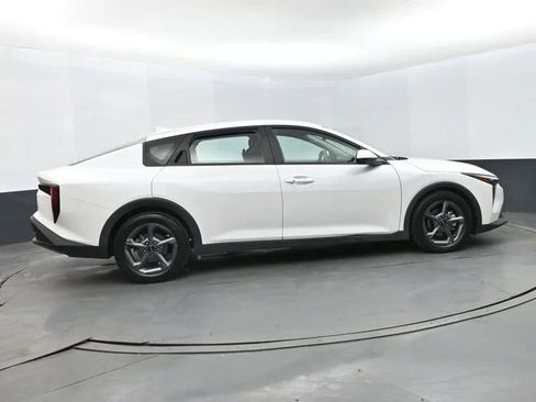 Used 2025 Kia K4 FWD image 4