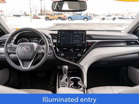 Used 2023 Toyota Camry XLE w/ Cold Weather Package image 15