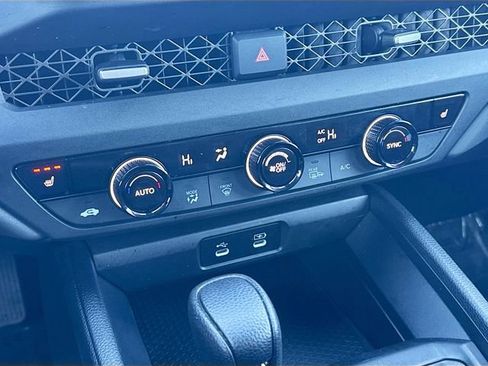 Certified 2023 Honda Accord EX image 18