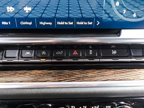 Used 2022 GMC Sierra 1500 Elevation w/ Max Trailering Package image 17