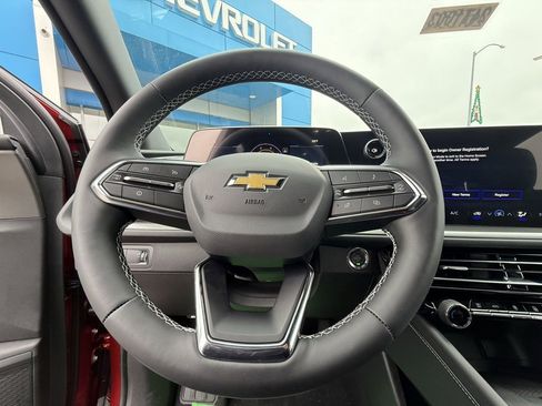 New 2026 Chevrolet Traverse LT w/ Driver Confidence Package image 17