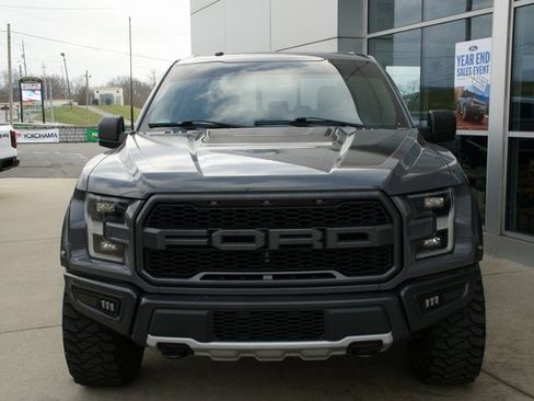 Used 2018 Ford F150 Raptor w/ Equipment Group 801A Mid image 6