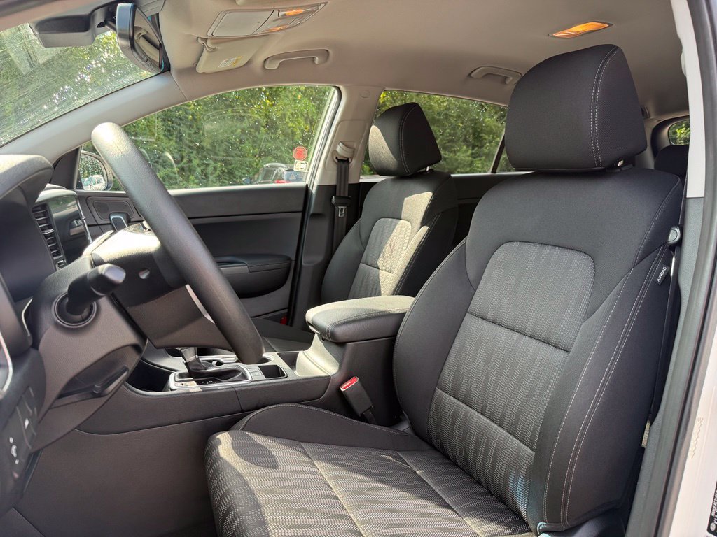 Used 2022 Kia Sportage LX FWD image 9