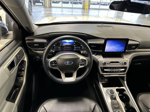 Certified 2023 Ford Explorer XLT w/ Equipment Group 202A image 2