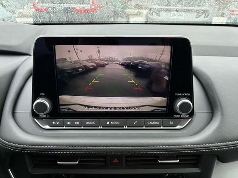 Used 2026 Nissan Rogue SV w/ Cold Weather Package image 32