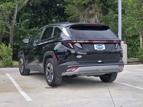 Used 2025 Hyundai Tucson SEL FWD image 6