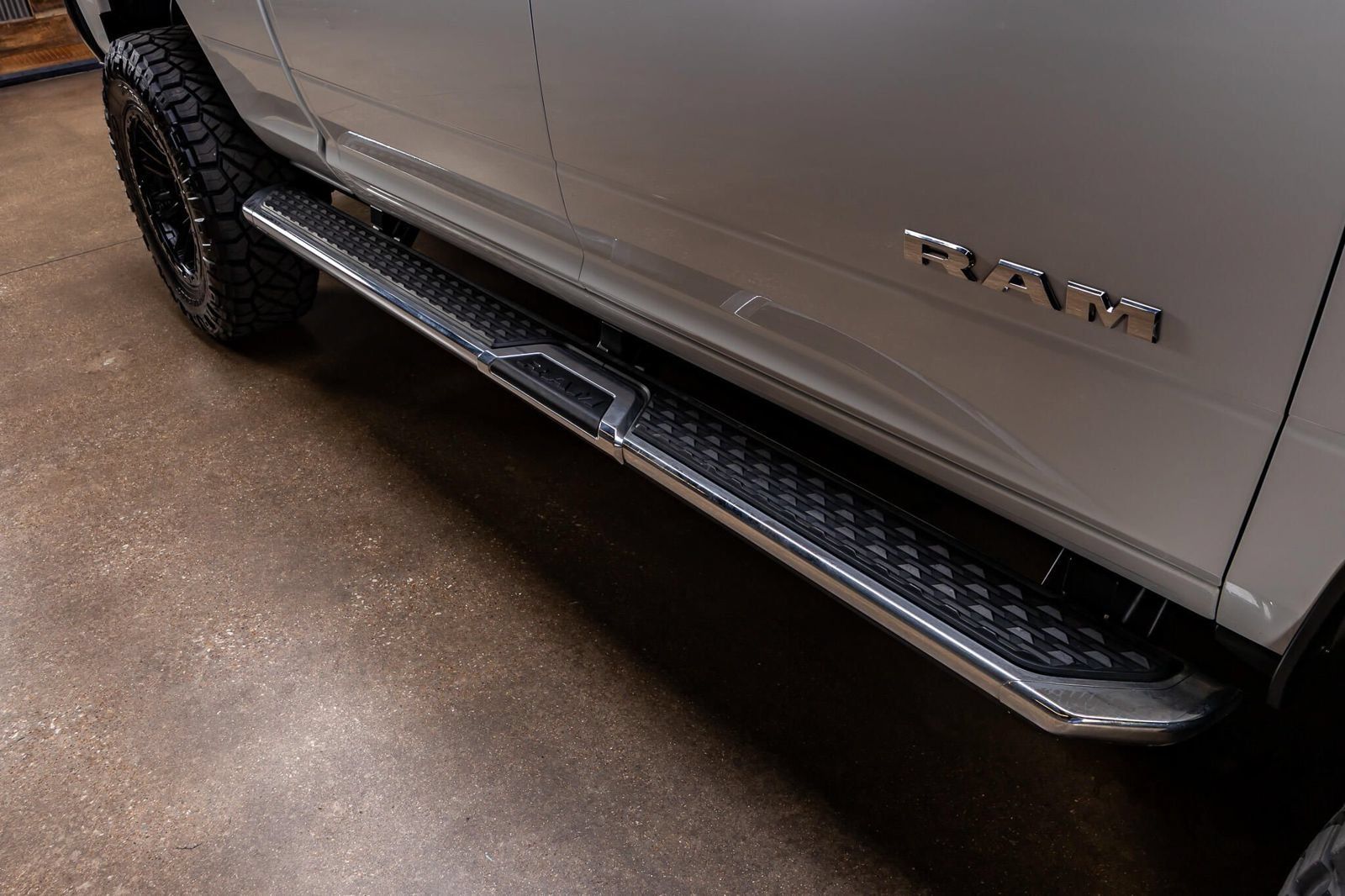 Used 2025 RAM 2500 Lone Star AWD/4WD image 13