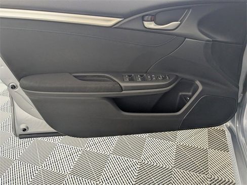 Used 2017 Honda Civic EX-T image 10