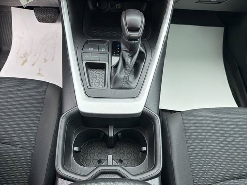 Used 2023 Toyota RAV4 LE image 18