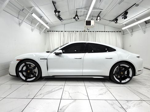 Certified 2023 Porsche Taycan 4S image 2