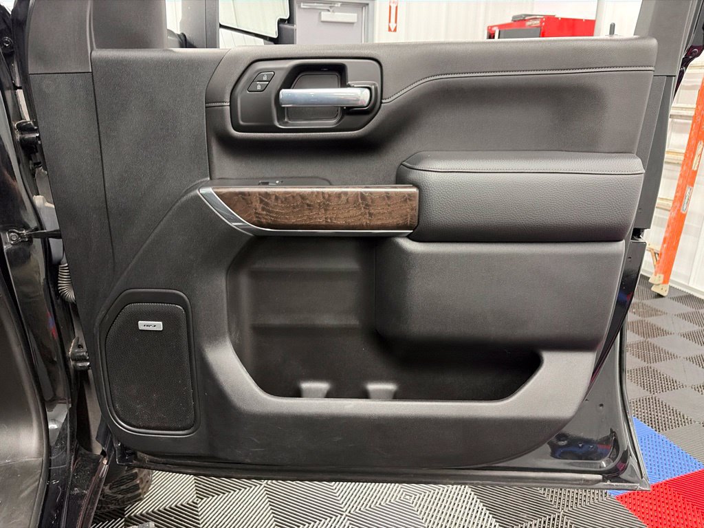 Used 2021 GMC Sierra 2500 Denali w/ Denali Ultimate Package AWD/4WD image 22