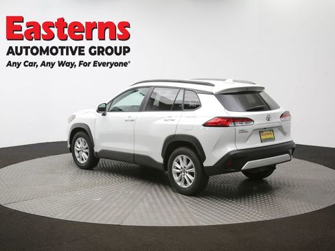 Used 2023 Toyota Corolla Cross LE image 62