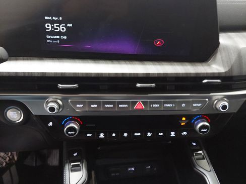 Used 2024 Kia Telluride EX X-Line AWD/4WD image 12