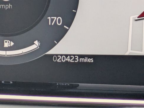 Certified 2025 Land Rover Range Rover Evoque S image 11