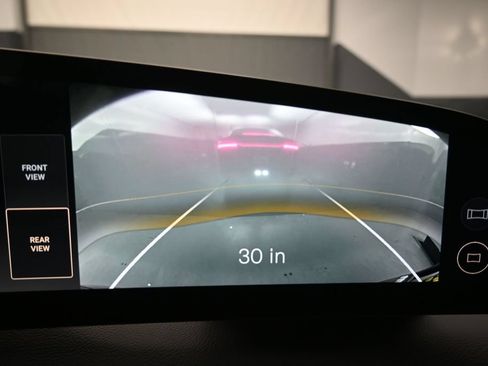 Used 2023 Lucid Air Touring AWD/4WD image 16