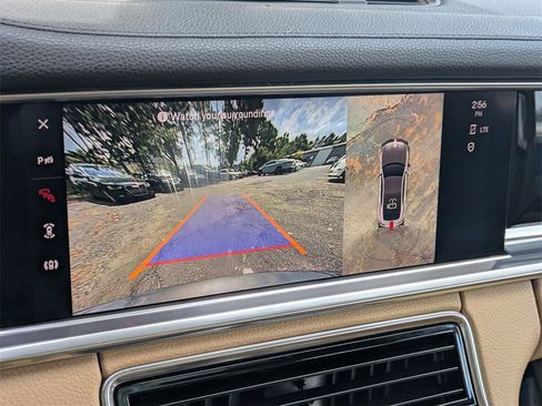 Used 2022 Porsche Panamera 4S Executive image 16