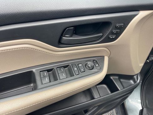 Used 2018 Honda Odyssey EX-L image 8