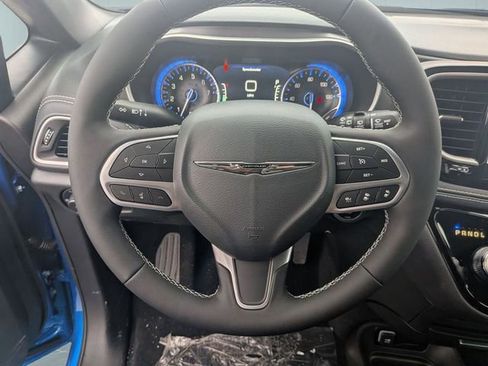 New 2026 Chrysler Pacifica Select FWD image 18
