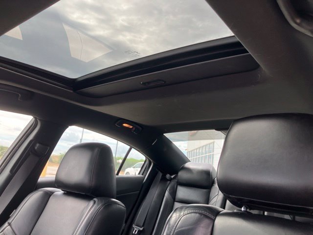 Used 2022 Dodge Charger SXT w/ Leather Interior Group RWD image 10