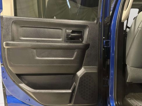 Used 2016 RAM 2500 Tradesman w/ Chrome Appearance Group AWD/4WD image 20