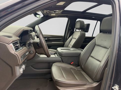 Used 2024 GMC Yukon Denali w/ Denali Reserve Package AWD/4WD image 14
