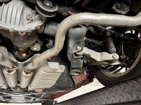 Used 2003 Ford Thunderbird image 84