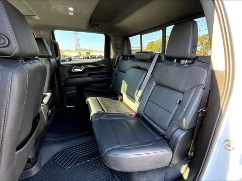 Certified 2024 Chevrolet Silverado 1500 LT Trail Boss w/ Convenience Package II image 10