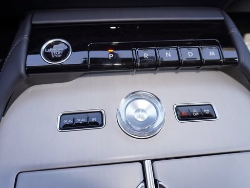 Used 2026 Lincoln Navigator L Reserve AWD/4WD image 25