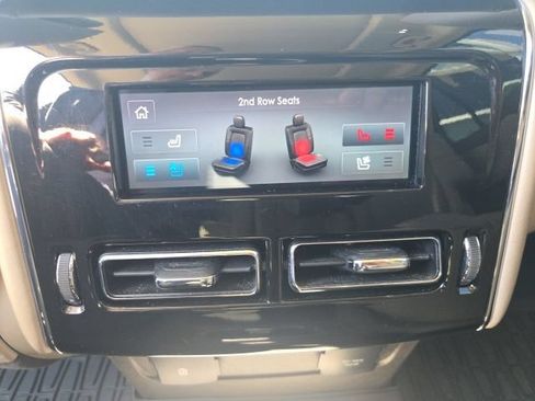 Certified 2023 Lincoln Aviator Reserve w/ Elements Package Plus AWD/4WD image 33