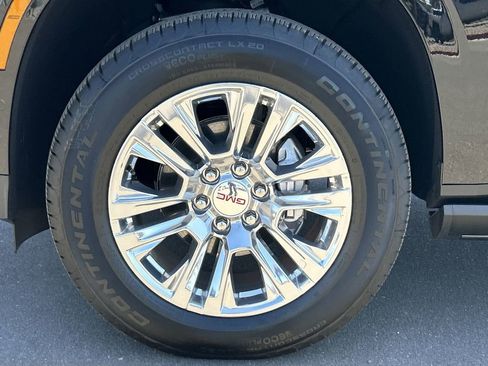 Used 2026 GMC Yukon XL Denali w/ Sun & Power Step Package AWD/4WD image 34