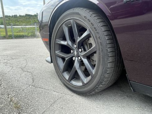 Used 2022 Dodge Challenger R/T w/ Plus Package RWD image 7